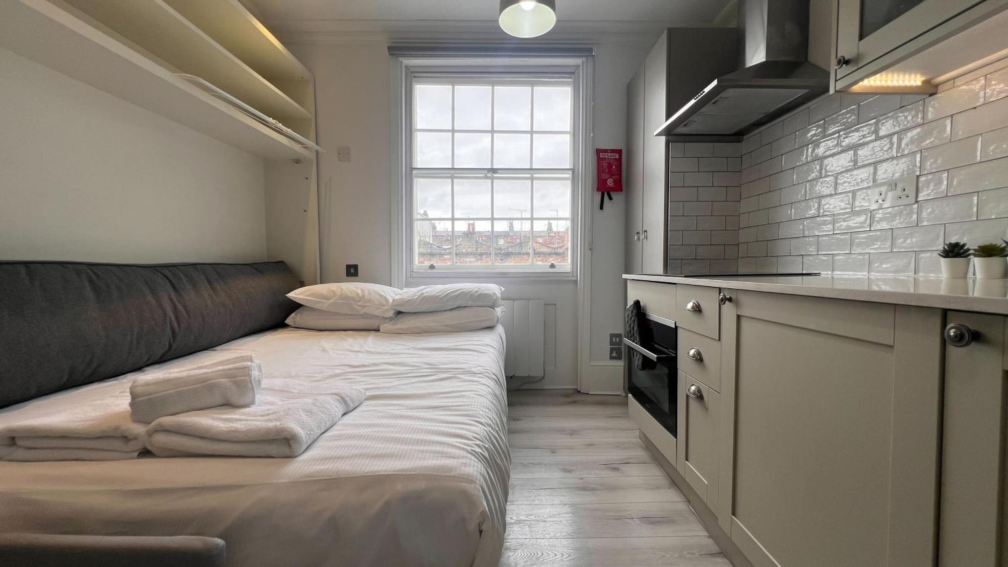 Regent's Park Apartment